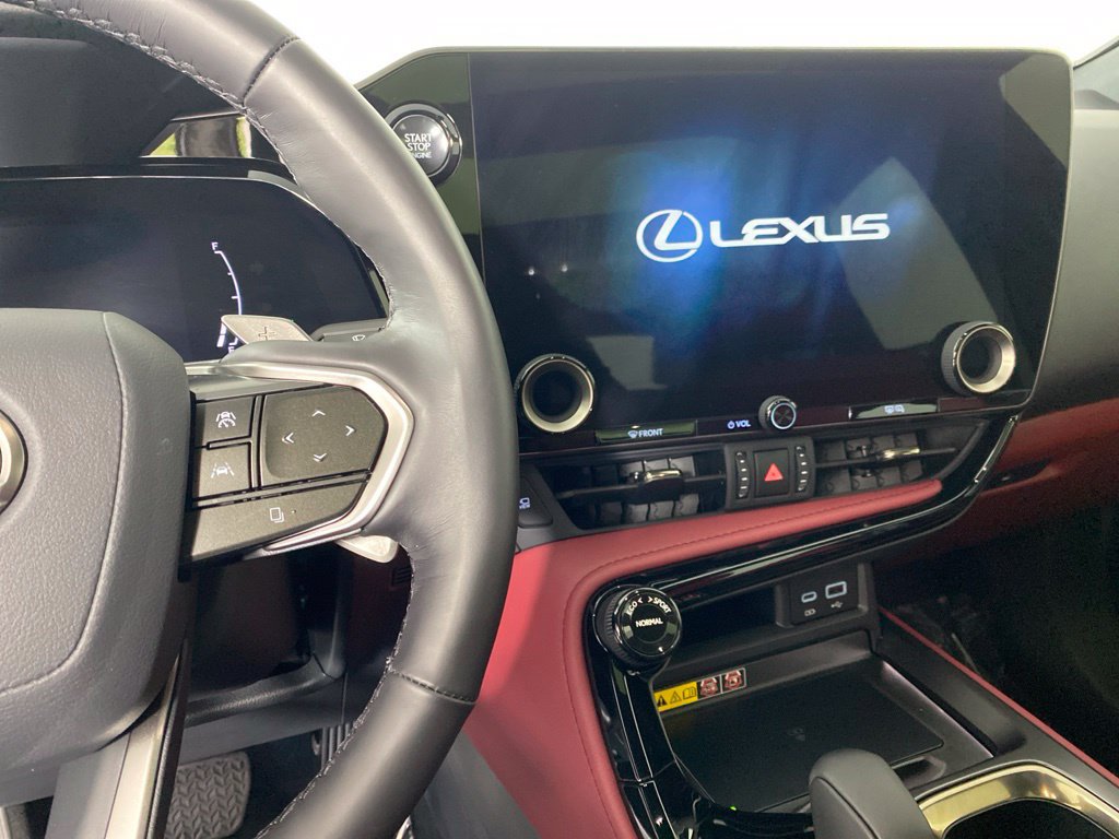 Certified 2026 Lexus NX 350 AWD w/ Accessory Package (K3) image 16