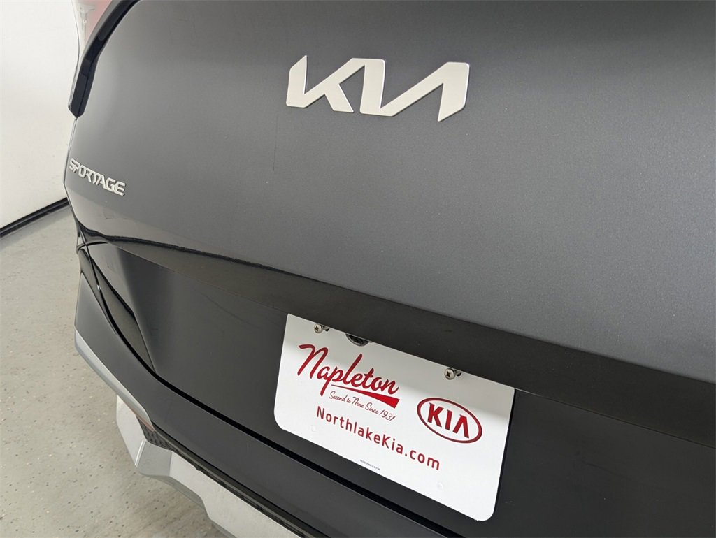 Used 2024 Kia Sportage SX image 8