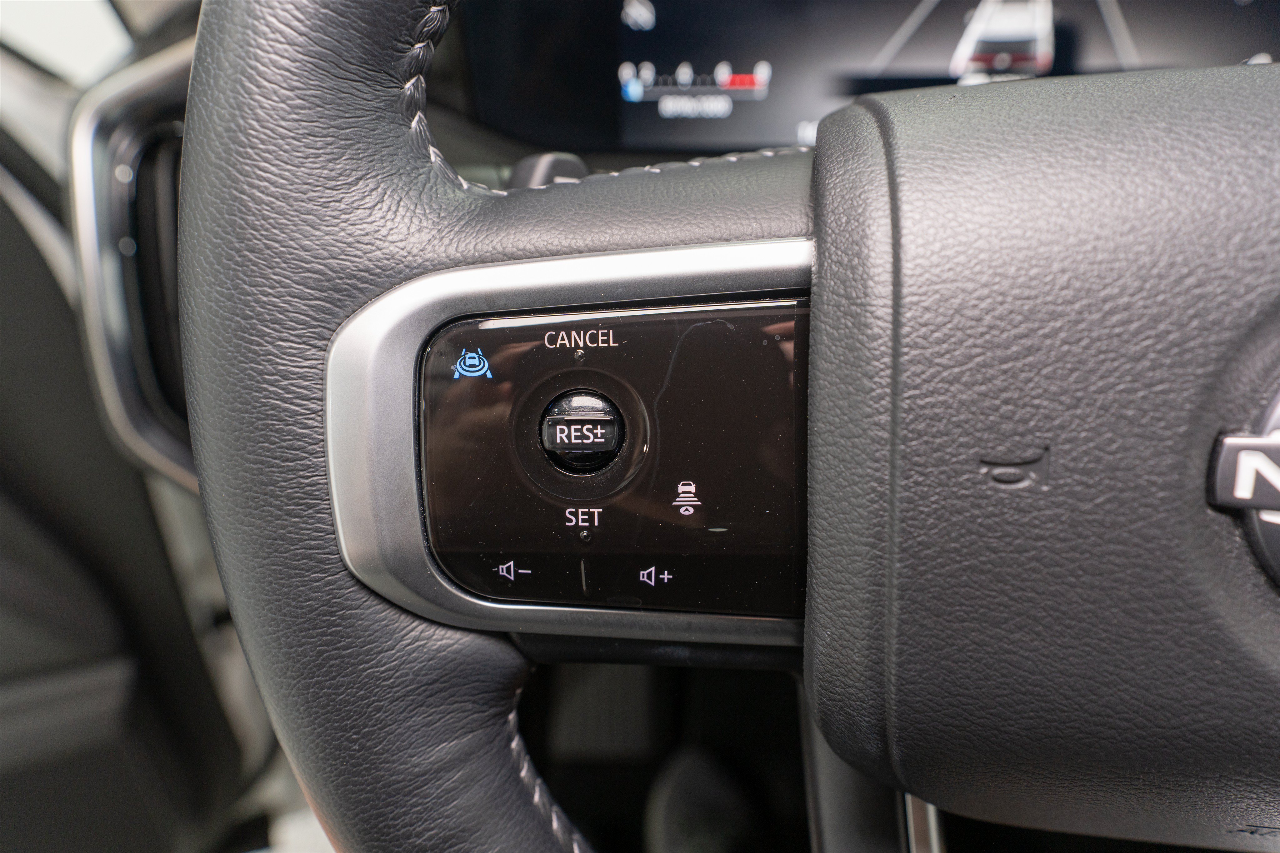Used 2026 Nissan Armada SV AWD/4WD image 25
