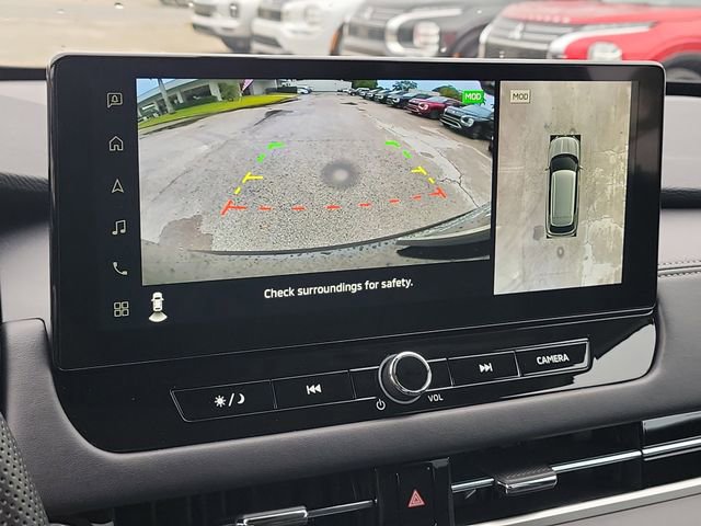 New 2025 Mitsubishi Outlander SE image 31