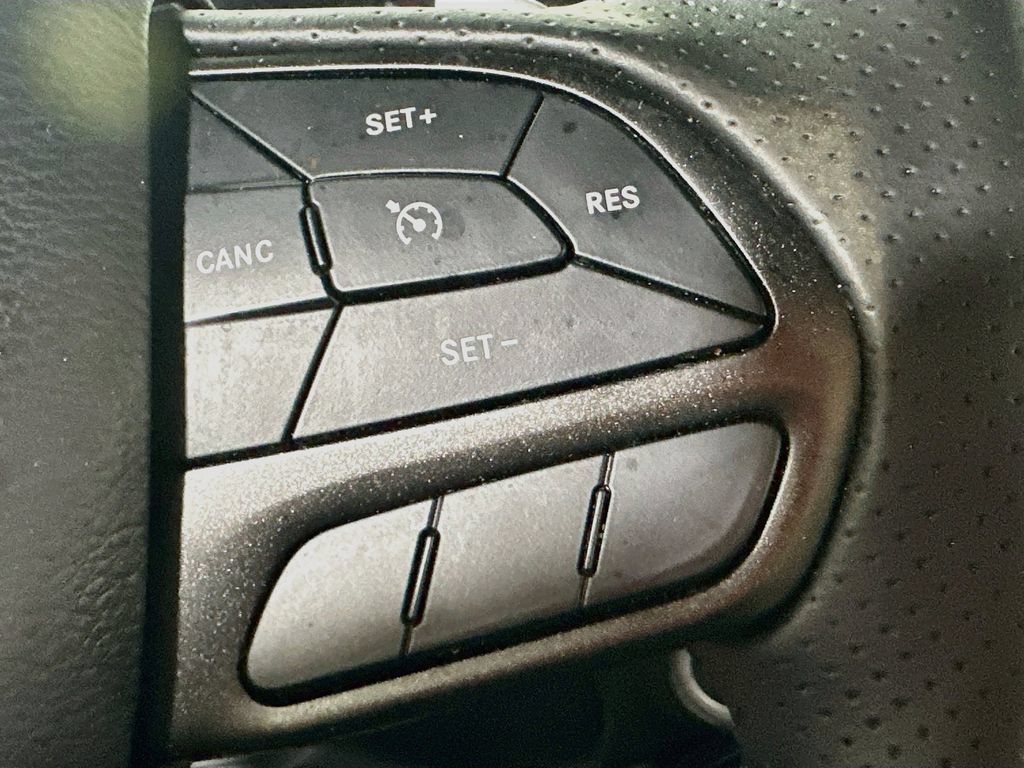 Used 2022 Dodge Challenger R/T RWD image 23