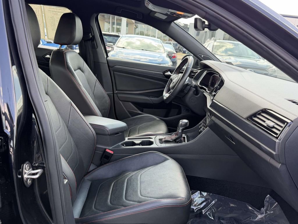 Used 2019 Volkswagen Jetta GLI image 12