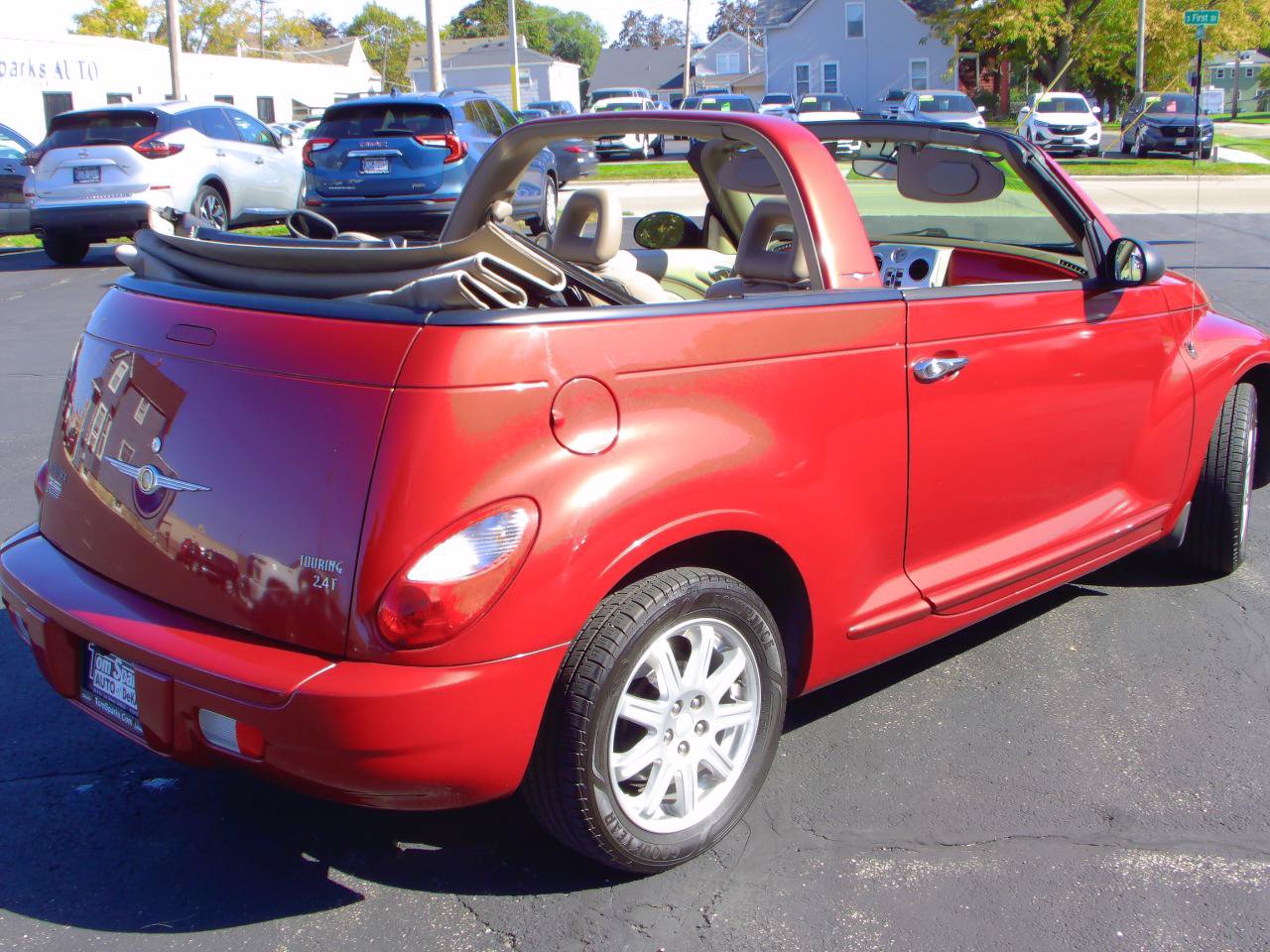 Used 2007 Chrysler PT Cruiser Touring FWD image 4
