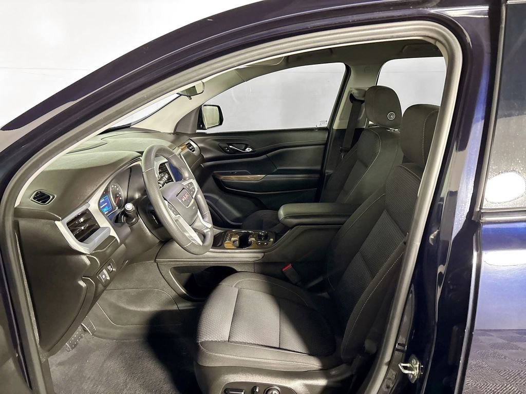 Used 2021 GMC Acadia SLE w/ Driver Convenience Package image 11