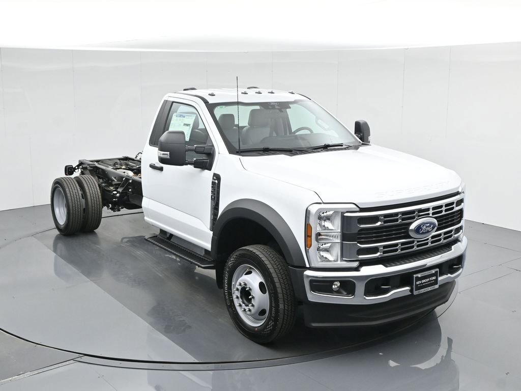 New 2025 Ford F550 XL image 31