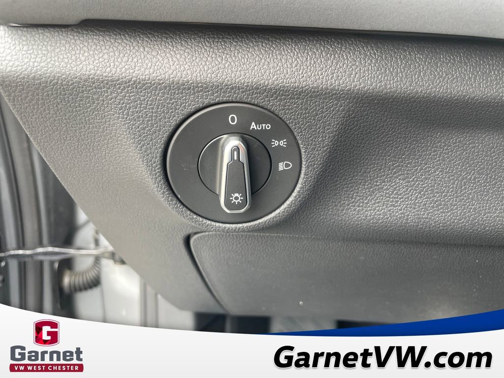 New 2026 Volkswagen Jetta SE image 32