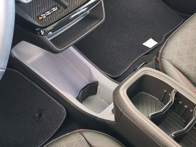 New 2027 Chevrolet Bolt RS w/ Technology Package FWD image 17