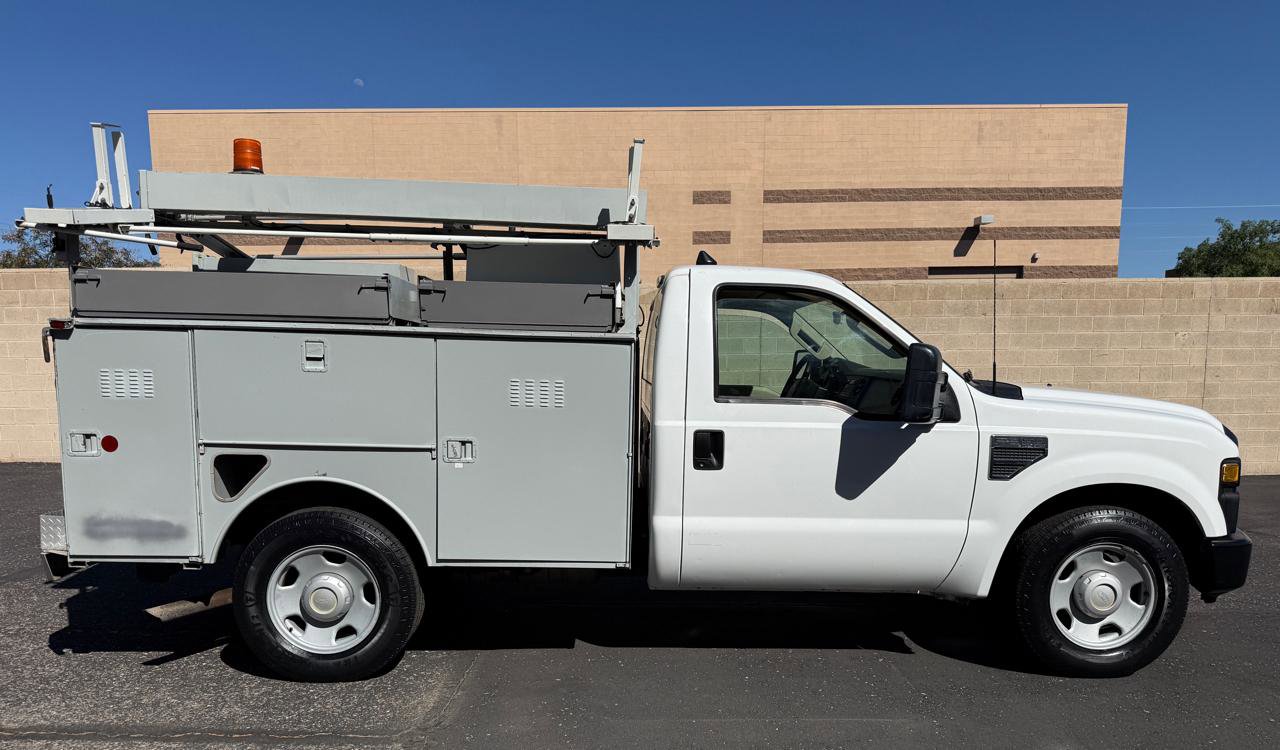 Used 2008 Ford F350 XL image 4