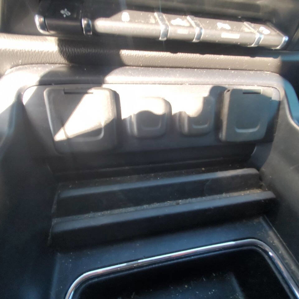 Used 2017 Chevrolet Silverado 1500 LT w/ All Star Edition image 23