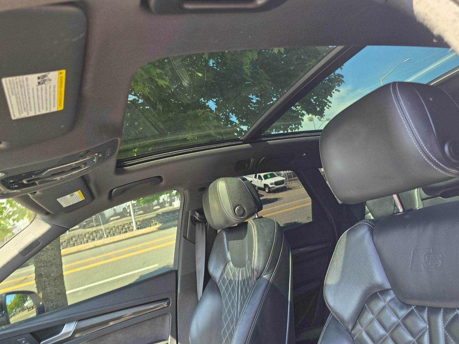 Used 2019 Audi SQ5 Premium Plus w/ Premium Plus Package AWD/4WD image 20