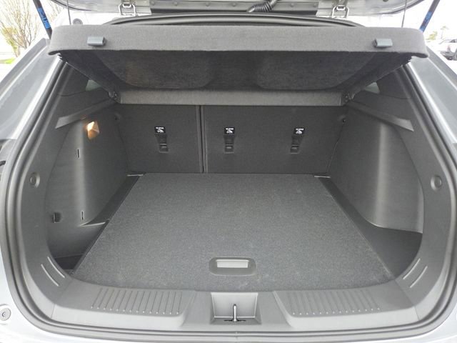 New 2026 Chevrolet Trax RS w/ Sunroof Package FWD image 25