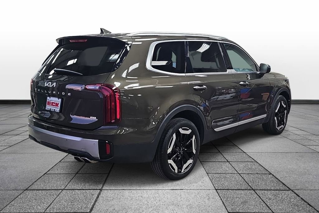 Used 2025 Kia Telluride S AWD/4WD image 5