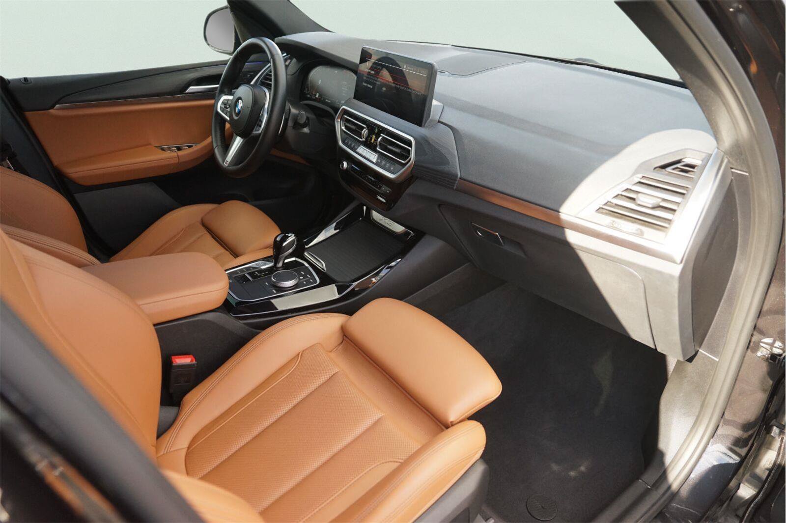 Used 2022 BMW X3 sDrive30i w/ M Sport Package 2 RWD image 18