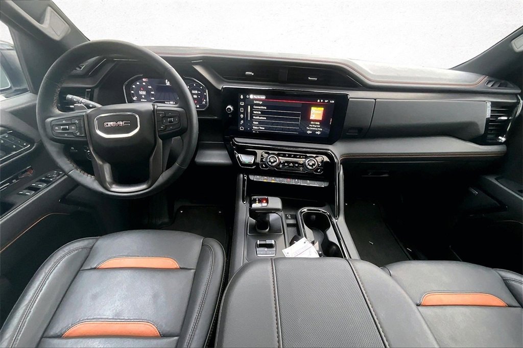 Used 2025 GMC Sierra 1500 AT4 w/ AT4 Premium Package image 9