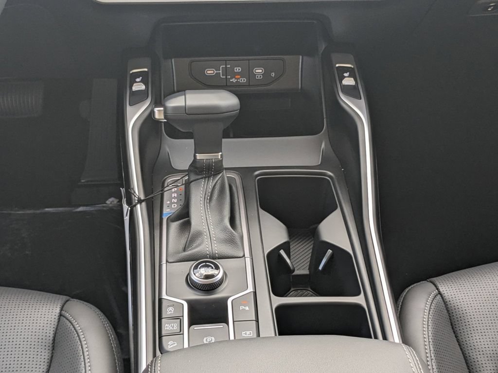 Used 2025 Kia Sorento EX w/ Panoramic Sunroof Package FWD image 17
