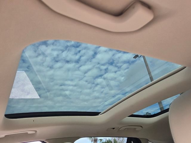 Used 2017 Mercedes-Benz GLC 300 4MATIC image 12