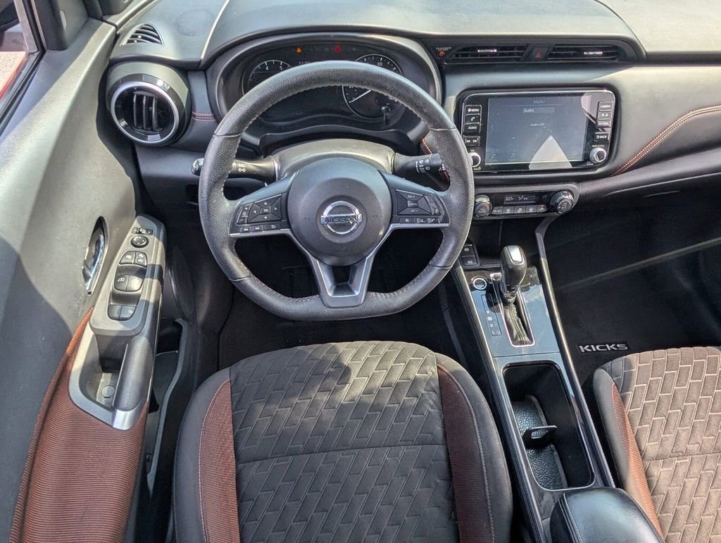 Used 2021 Nissan Kicks SR image 13