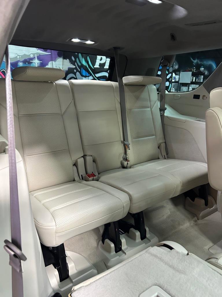 Used 2022 Cadillac Escalade Premium Luxury Platinum image 20