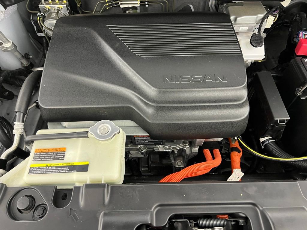 Used 2023 Nissan Leaf S image 32