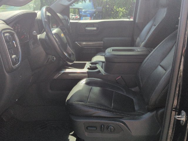 Used 2020 Chevrolet Silverado 1500 LTZ AWD/4WD image 23
