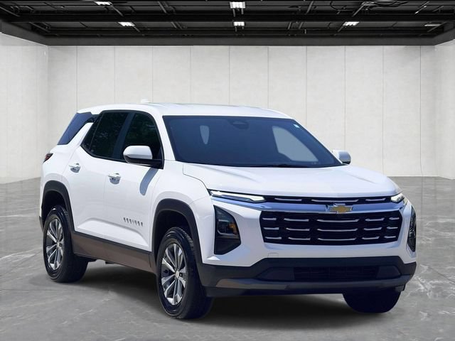 Used 2026 Chevrolet Equinox LT FWD image 3