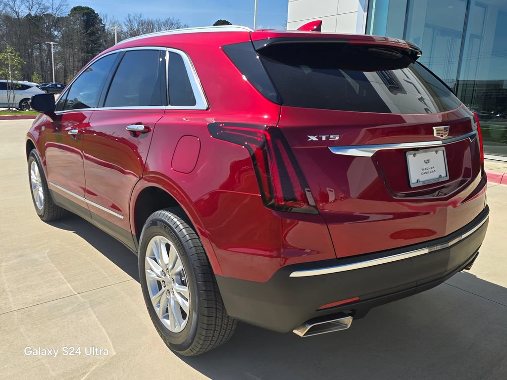 New 2026 Cadillac XT5 Luxury FWD image 3
