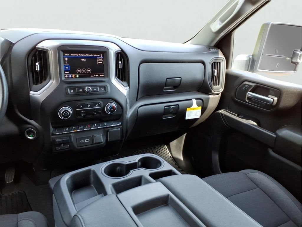 Certified 2025 Chevrolet Silverado 2500 Custom w/ Custom Value Package AWD/4WD image 21