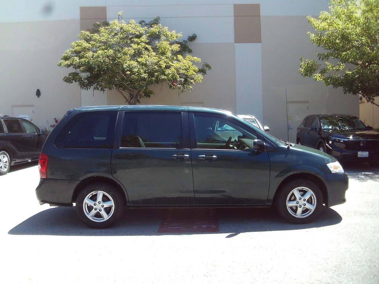 Used 2003 MAZDA MPV LX FWD image 8