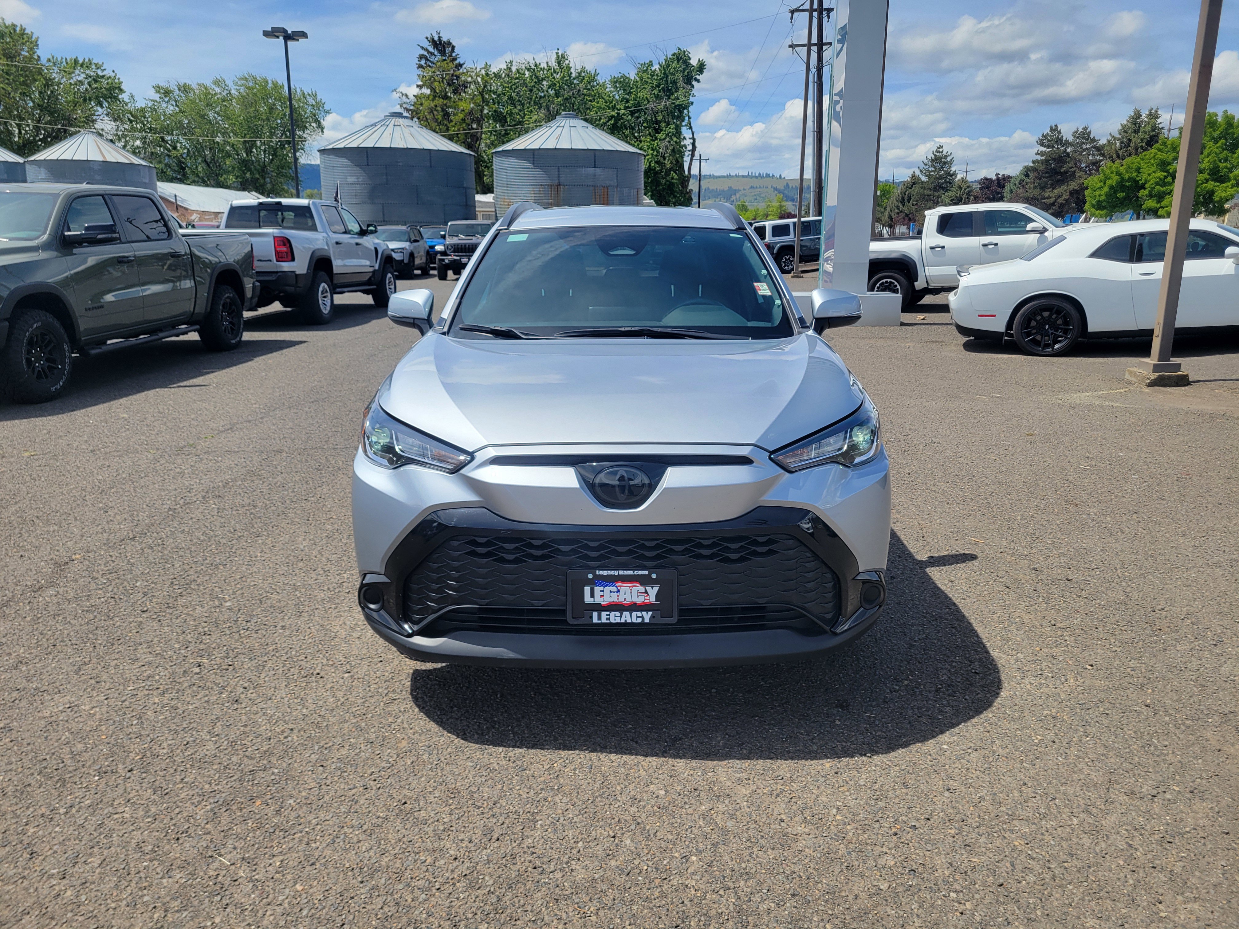 Used 2024 Toyota Corolla Cross AWD Hybrid image 14