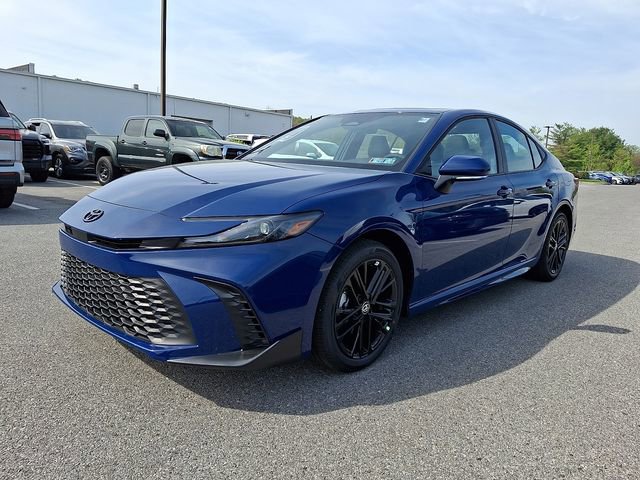 Certified 2026 Toyota Camry SE AWD/4WD image 2