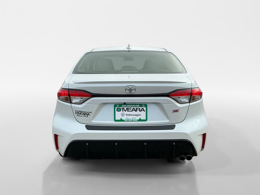 Used 2023 Toyota Corolla SE w/ SE Premium Package FWD image 5