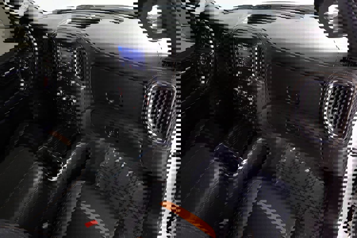 Used 2023 GMC Sierra 2500 AT4 w/ AT4 Preferred Package AWD/4WD image 29