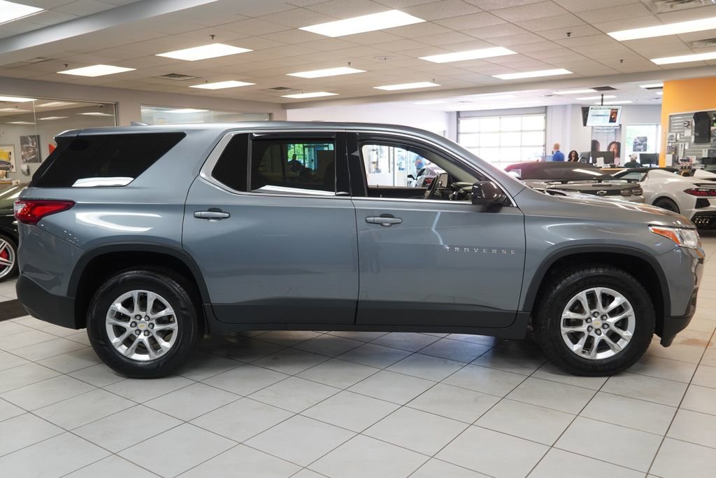 Used 2020 Chevrolet Traverse LS w/ LPO, Floor Liner Package FWD image 15