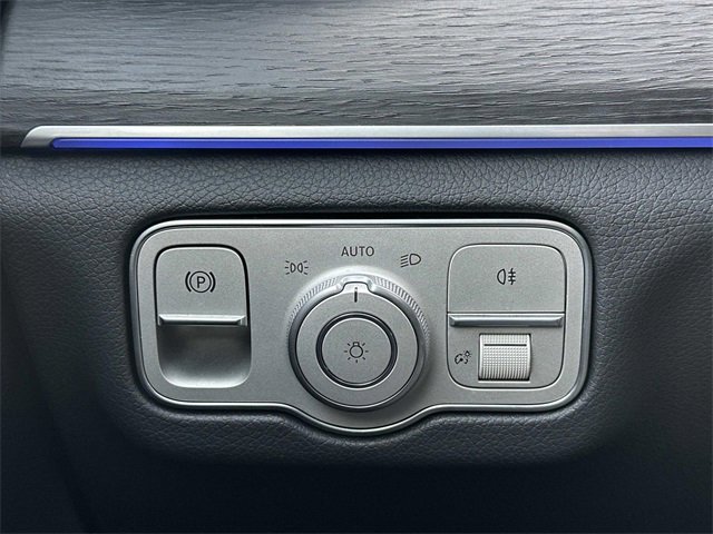 Certified 2025 Mercedes-Benz GLE 350 4MATIC image 27