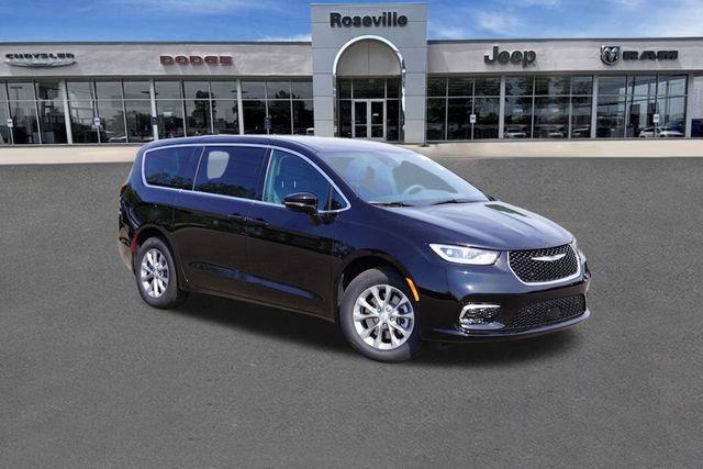 New 2026 Chrysler Pacifica Select image 1