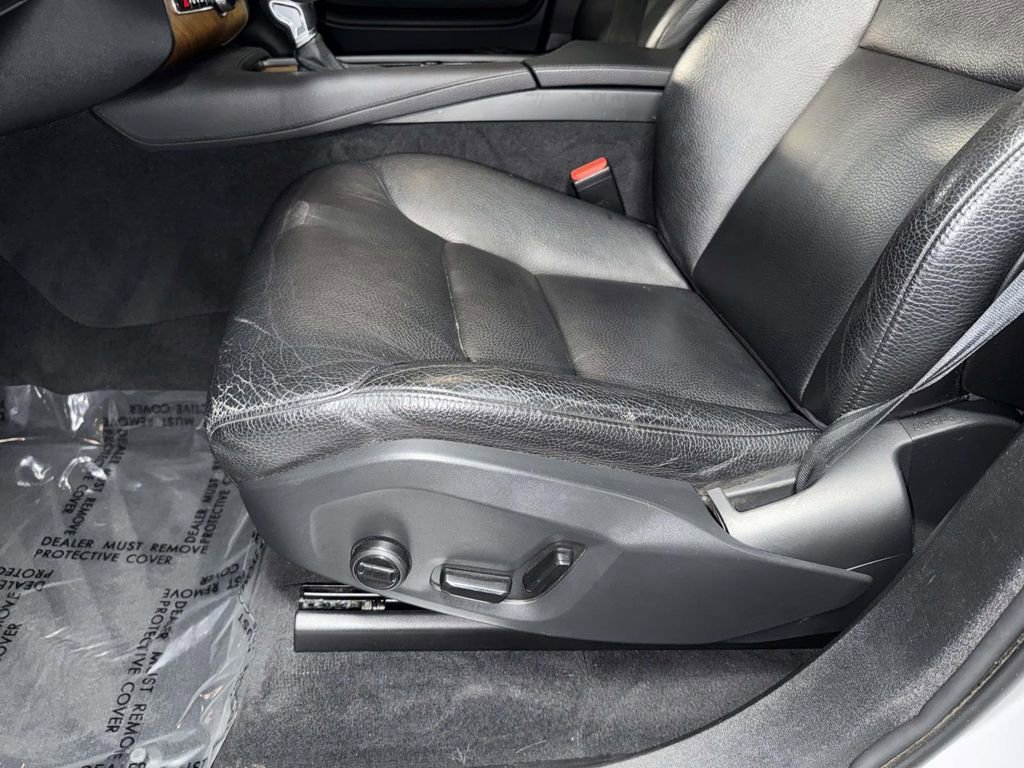 Used 2022 Volvo XC90 T6 Momentum w/ Climate Package image 3