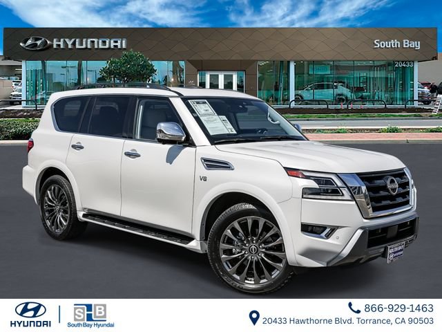 Used 2022 Nissan Armada Platinum w/ Captain's Chairs Package AWD/4WD video 1