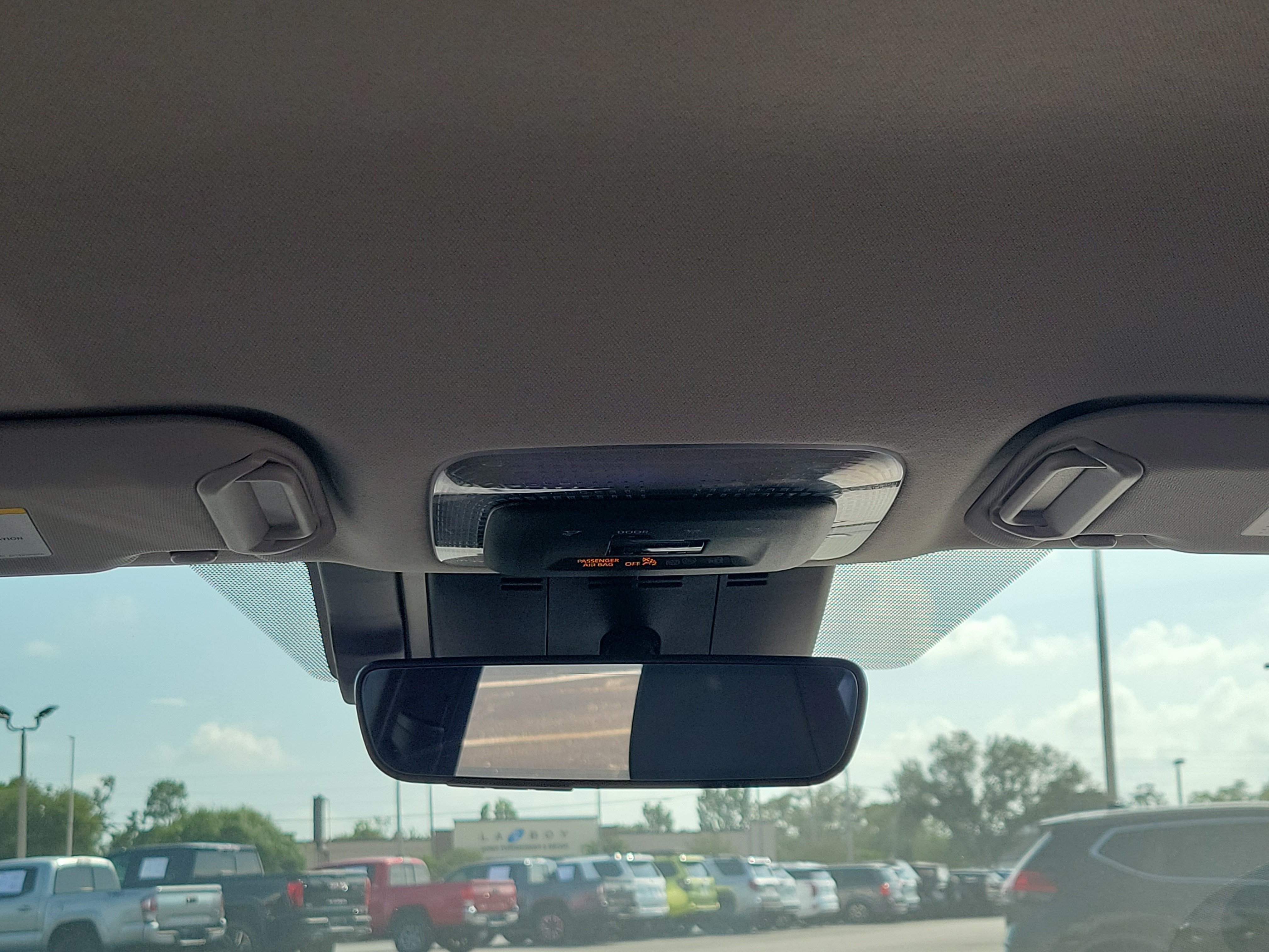 Used 2023 Toyota Prius Prime FWD image 18