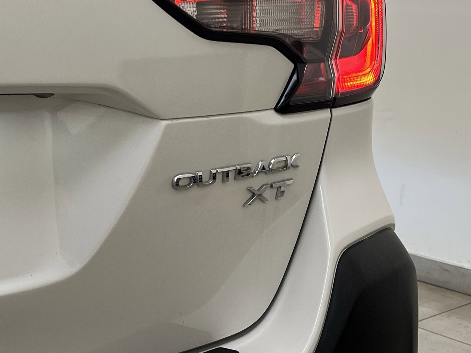 Used 2024 Subaru Outback Limited XT w/ Popular Package #2 image 28