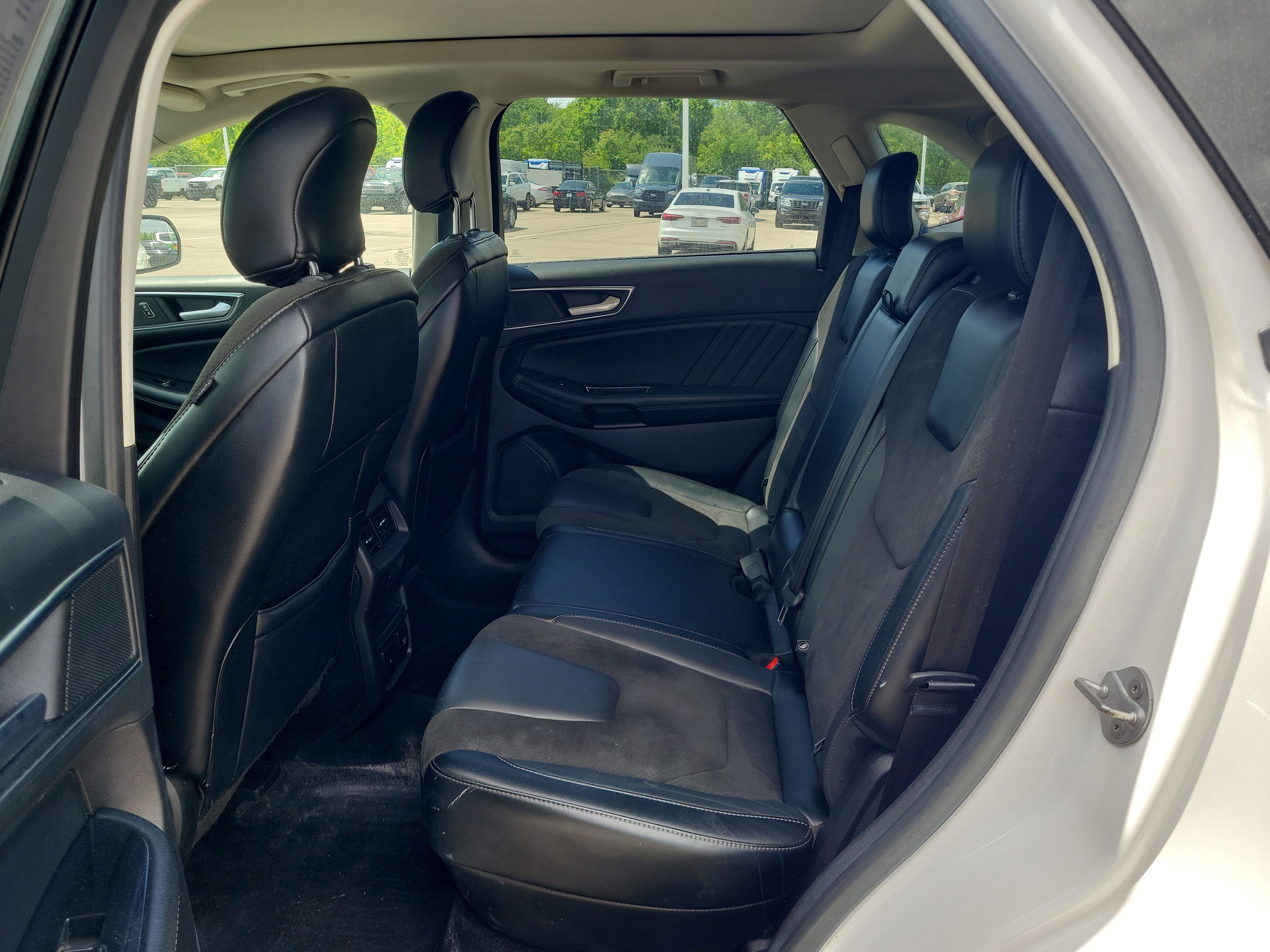 Used 2017 Ford Edge Sport w/ Equipment Group 401A AWD/4WD image 10