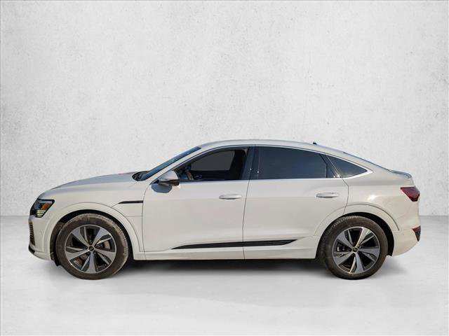 Certified 2024 Audi Q8 e-tron Premium Plus image 7