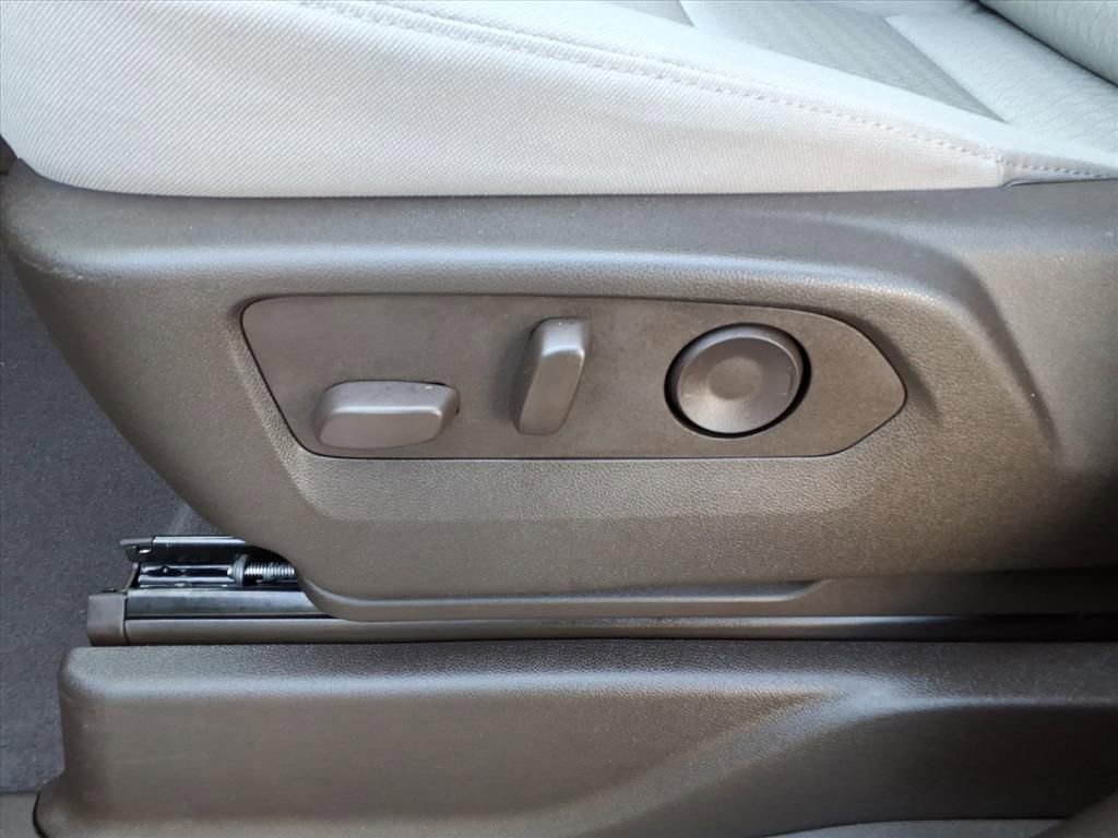 Certified 2026 Chevrolet Tahoe LS AWD/4WD image 13