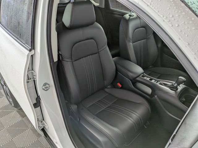 Certified 2024 Honda HR-V EX-L image 33