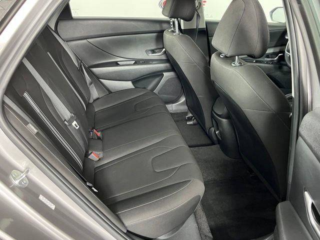 Used 2024 Hyundai Elantra SEL FWD image 27