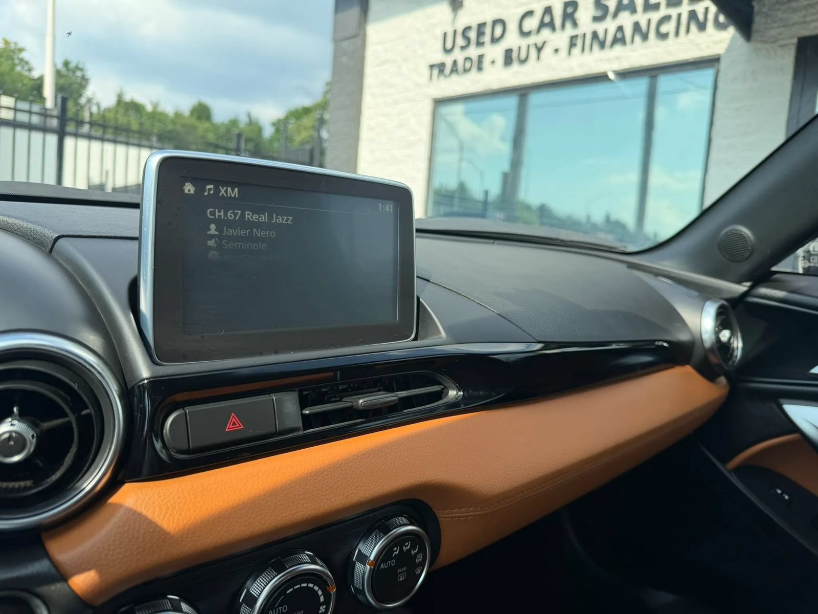 Used 2020 FIAT 124 Spider Lusso RWD image 18