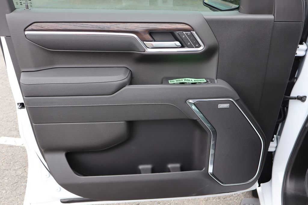 New 2026 GMC Sierra 1500 SLT w/ SLT Premium Plus Package image 12