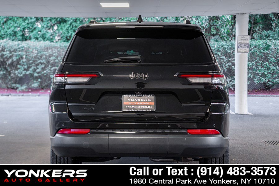 Used 2023 Jeep Grand Cherokee L Laredo AWD/4WD image 16