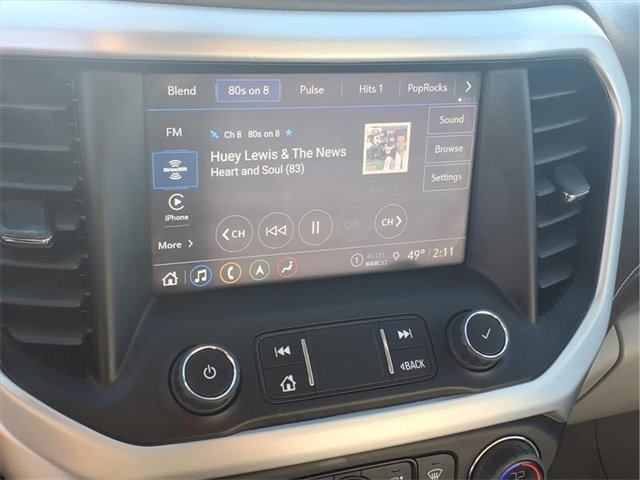 Used 2023 GMC Acadia SLT image 9