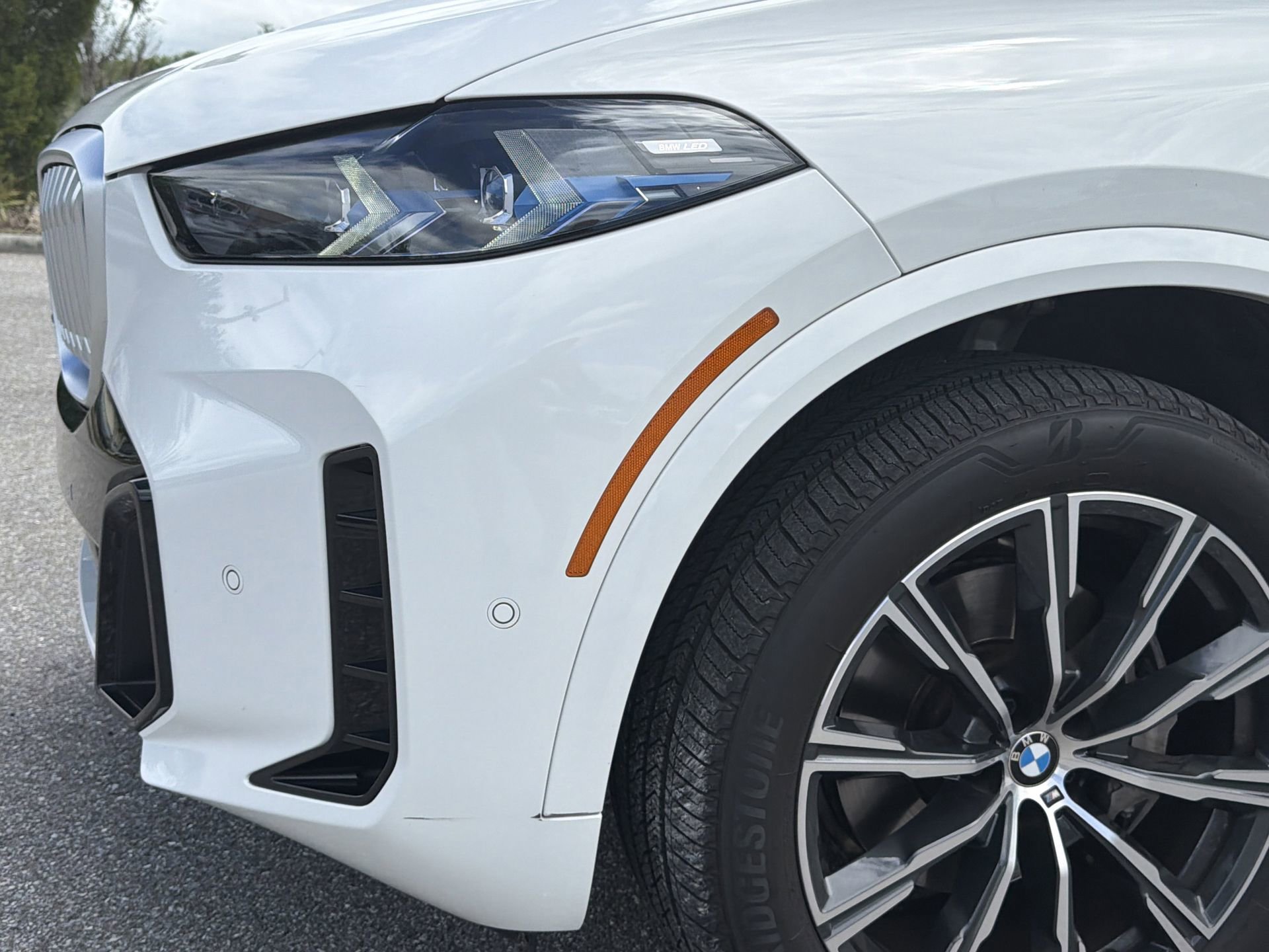 Certified 2025 BMW X5 xDrive40i image 9