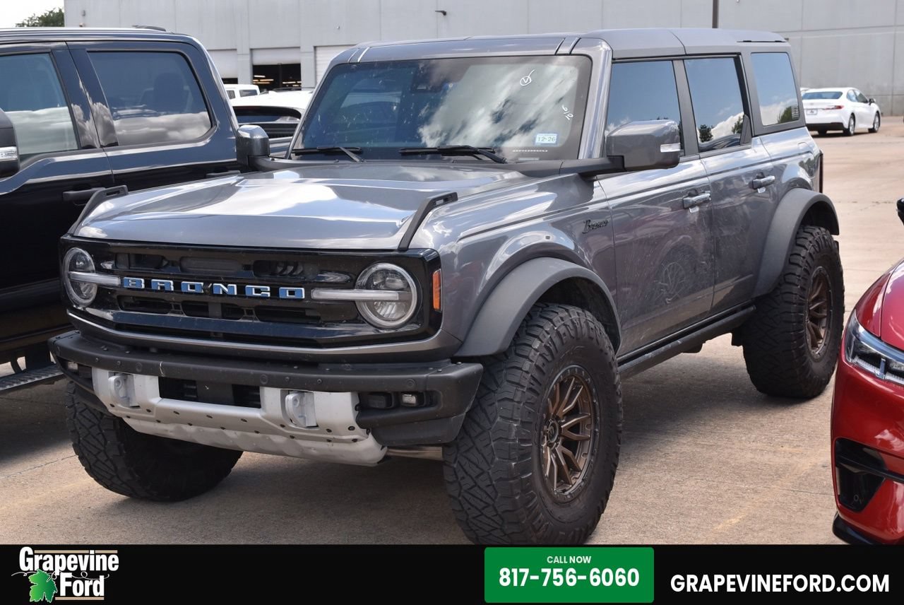 Certified 2023 Ford Bronco Outer Banks w/ Sasquatch Package AWD/4WD video 1